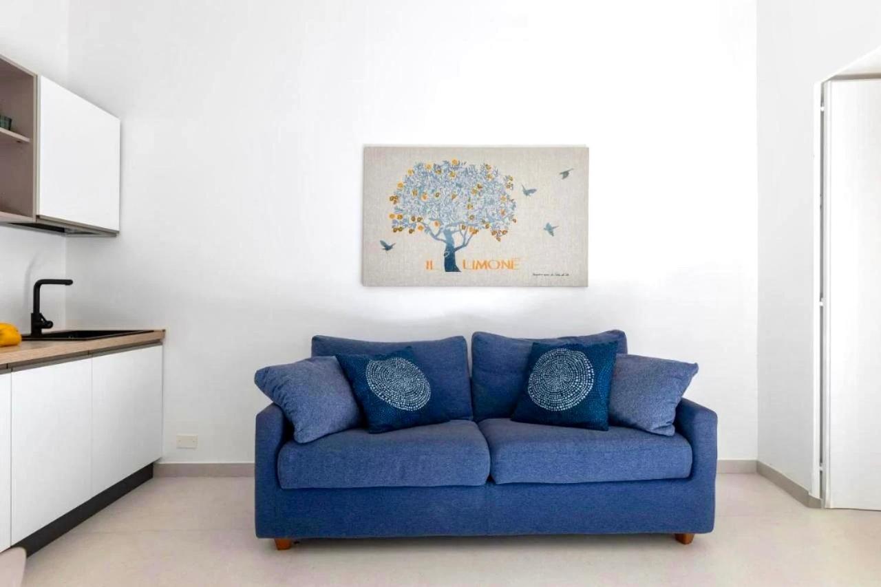 Ottaviano House *